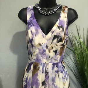V- NECK PRINTED DRESS